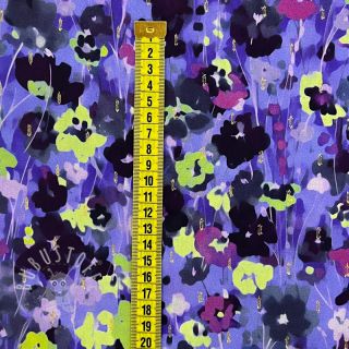 Viskosestoff LUREX Dark night flowers digital print